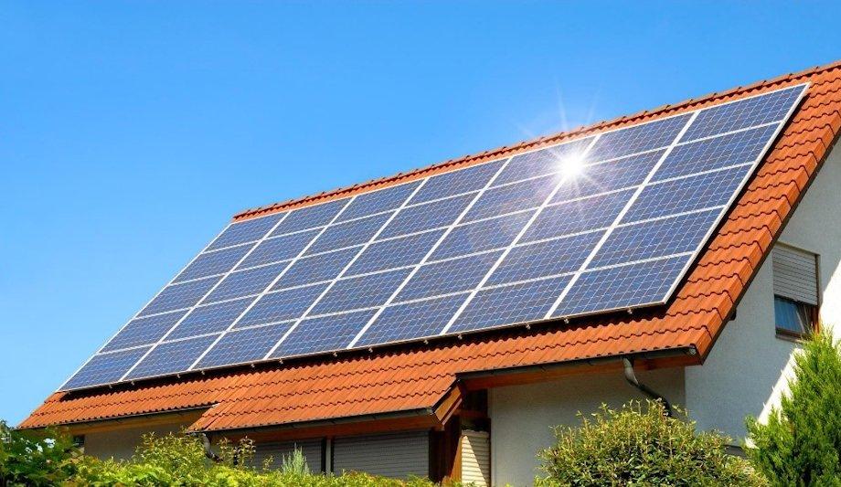 Solar Panels: Reduce Energy Costs & Increase Efficiency