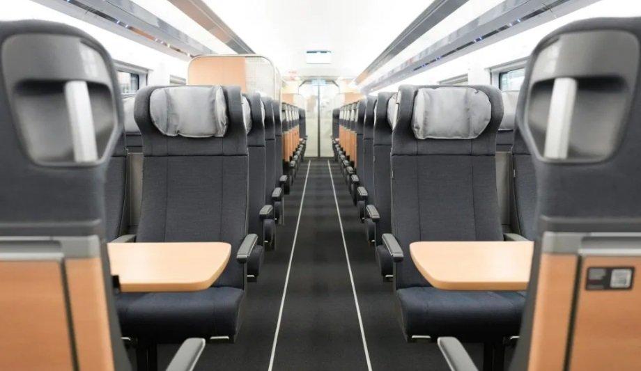 Siemens Brings First ICE With New Interior Design Inaugurates Service