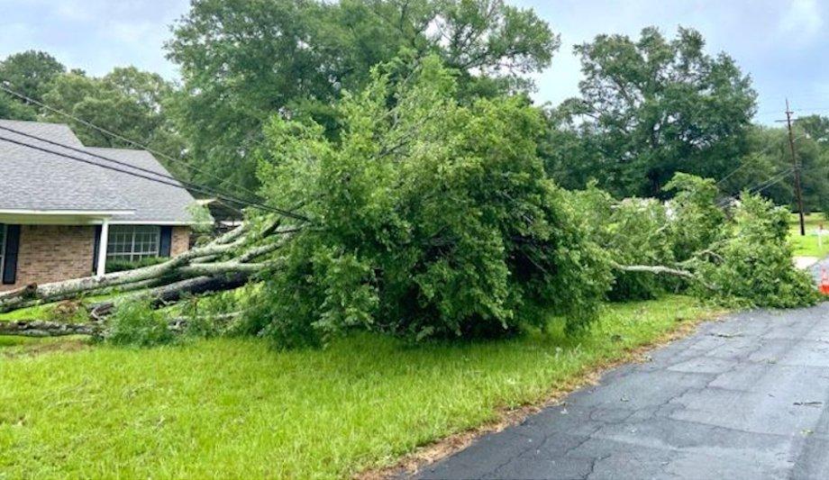 SWEPCO Storm Response In East Texas: Power Outage Update